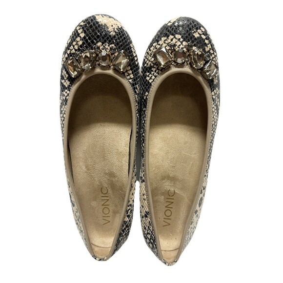 Vionic Womens Size 6.5 Spark Kiska Slip On Shoes Ballet Flats EUC Natural Snake - Picture 1 of 8